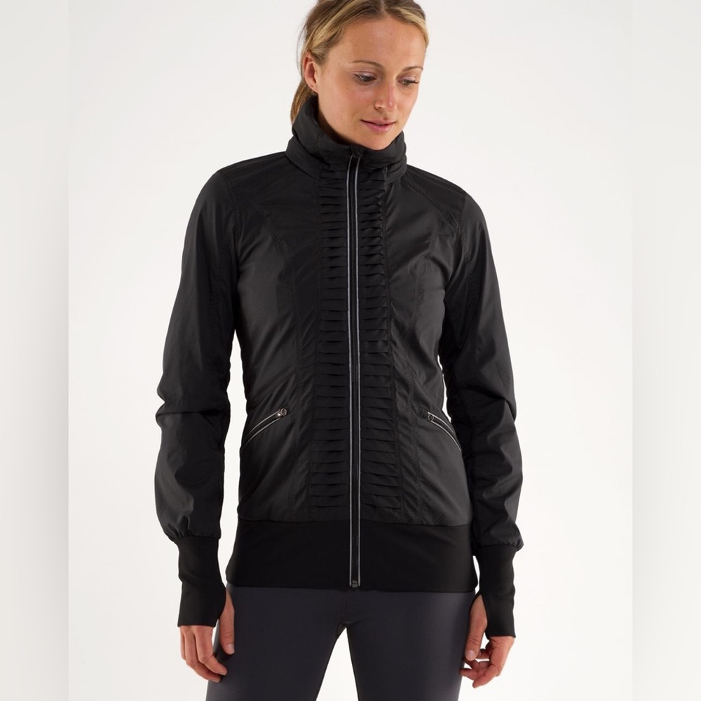 Lululemon Run: Back On Track Jacket
